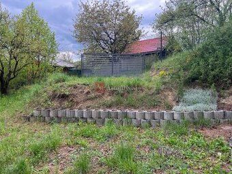 Predám záhradu pod cestou Tajovskeho v BB rozloha 340m².Zahr
