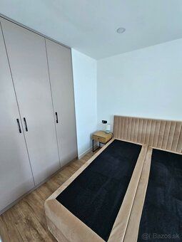 Ponúkam na prenájom plne zariadený nový 2 izbový byt s výmer