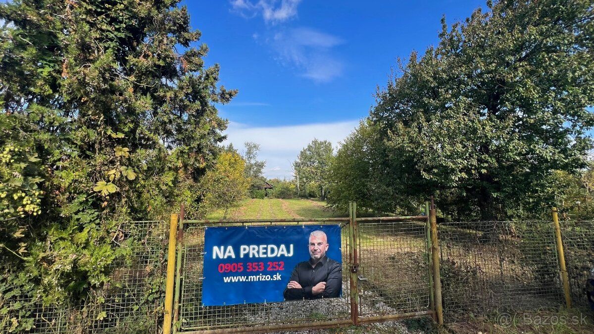 Exkluzívne Vám ponúkam na predaj stavebný pozemok na výstavb