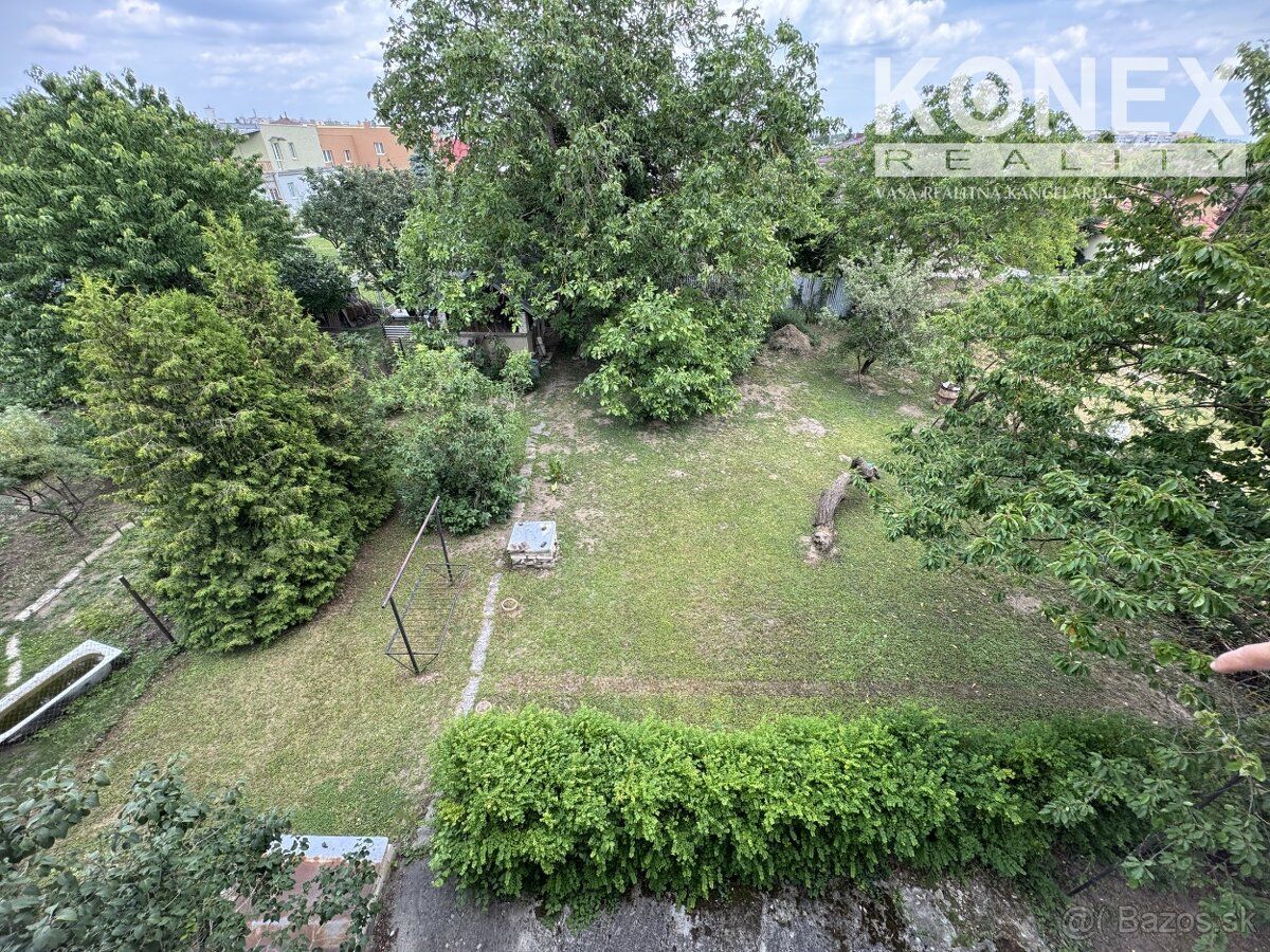 ID:3666
Ponúkame Vám na predaj dvojpodlažný rodinný dom v Tr