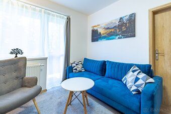 Ponúkame na predaj útulný 2-izbový apartmán v obľúbenej loka