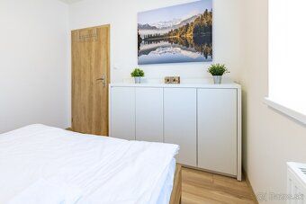Ponúkame na predaj útulný 2-izbový apartmán v obľúbenej loka