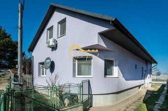 ID:3891
Ponúkame Vám NA PREDAJ krásny rodinný dom v južnej č