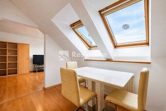 Realitná kancelária Residence ponúka na predaj priestranný 1