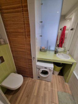 Dám do prenájmu 2 izbový byt s balkónom (54m2) v centre Koší