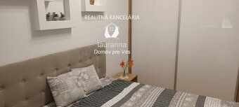 • Ponúkame na prenájom moderný zariadený byt na Hlavnej ulic