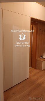 • Ponúkame na prenájom moderný zariadený byt na Hlavnej ulic