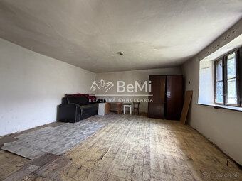 ID237-12-DERUa:Ponúkame na predaj menší rodinný domček.Nachá