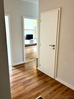 Prenájom 2-izbový byt Terasa -nikdy neprenajatý -walk-in šat
