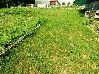 Ponúkam Vám na predaj rovinaté stavebné pozemky v priemyseln