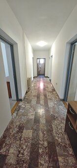 Ponúkam na prenájom 3 izbový byt s podlahovou plochou 100 m2