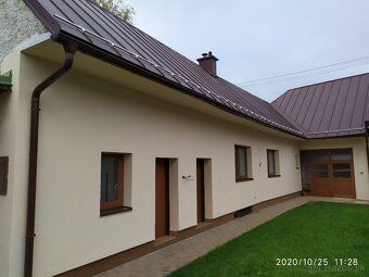 Predám úplne zrekonštruovaný rodinný dom v Rajci s pozemkom 