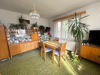 IBA U NÁS! Ponúkame exkluzívne na predaj zachovalý 4-izbový 