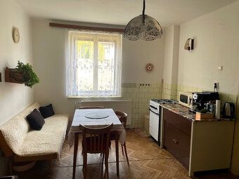 IBA U NÁS! Ponúkame exkluzívne na predaj zachovalý 4-izbový 
