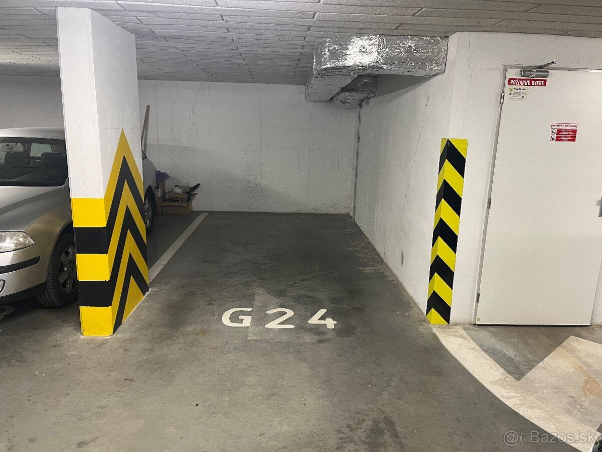 Ponúkam na predaj parkovacie státie č.24 v bytovom dome
(Sta