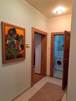 VÝNIMOČNÝ 4-IZBOVÝ BYT 152 m² V CENTRE MESTA | KRB • BALKÓN 