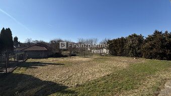 F029-12-SIRA3a
Na predaj priestranný rodinný dom vhodný na v