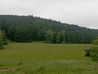 Predám pozemok o rozlohe 5000 m² v katastrálnom území obce D