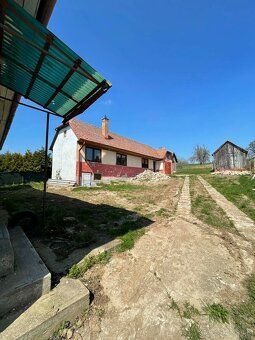 Ponúkame na prenájom ZREKONŠTRUOVANÝ RODINNÝ DOM S GARÁŽOU A