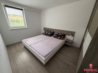 Ponúkame vám na predaj 3 izbový byt bez balkóna s parkovacím