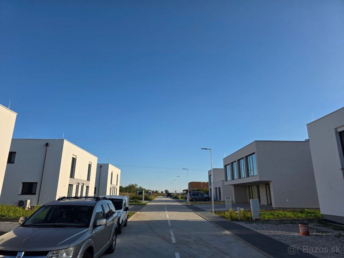 Blahová Na predaj je pozemok s rozlohou 803 m² so stavebným 