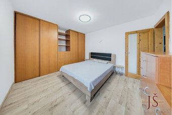 Na predaj: Priestranný 2-izbový byt po rekonštrukcii, Pasteu