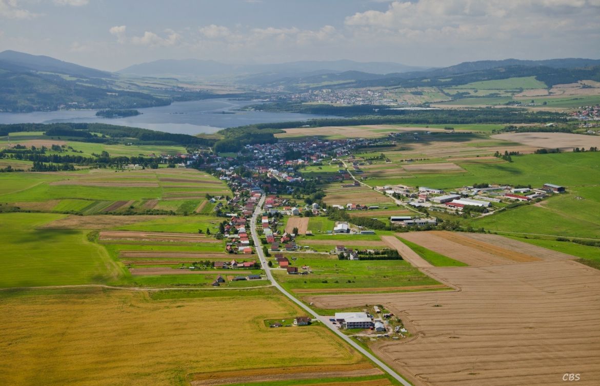 Predam pozemok, ktory je vhodny na vystavbu rodinneho domu, 