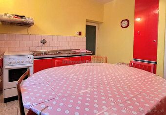 Typ: Rodinný dom Ulica: Kysak Obec: Kysak
Na predaj rodinný 