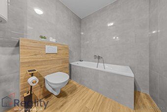 NOVÁ PONUKA! +421 915 140 870
Moderný trojizbový rodinný dom