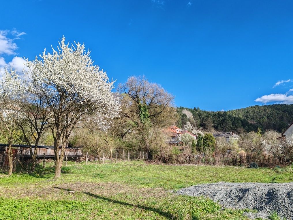 Hľadáte ideálne miesto pre svoj budúci domov alebo investíci