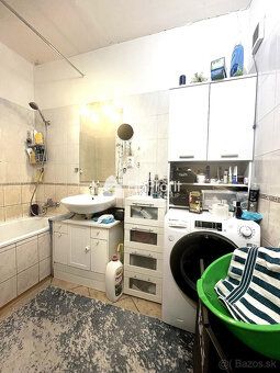  
Svetlý 2-izbový byt o výmere 58 m²
Lokalita: úplné centrum