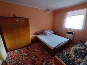 Ponúkam na predaj vidiecky rodinný dom / chalupu s krásnym v