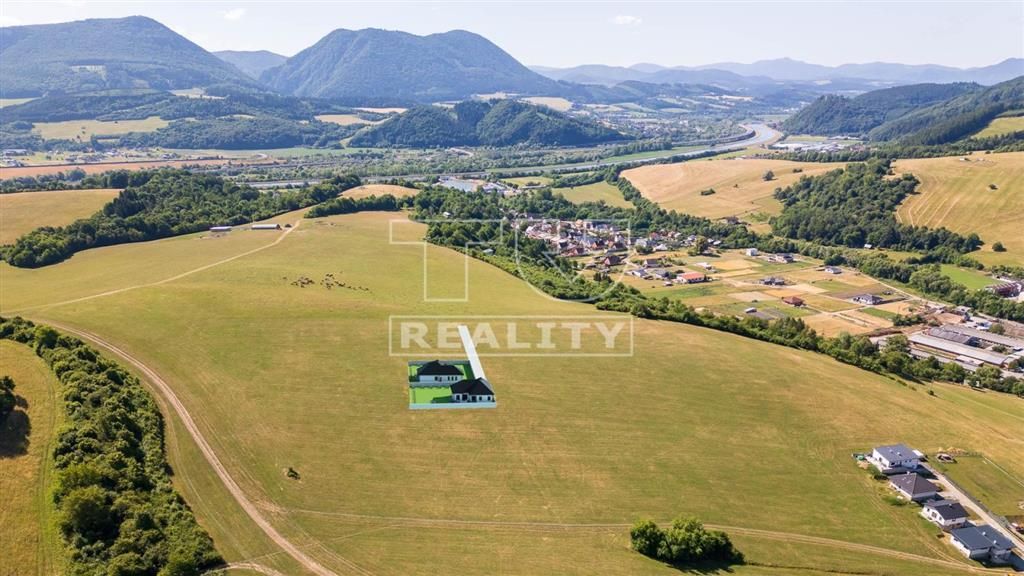Ponúkame na predaj pozemok o výmere 709 m2 v obci Jasenica, 