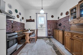 Typ: Rodinný dom Ulica: Černochov Obec: Černochov
Kristína H