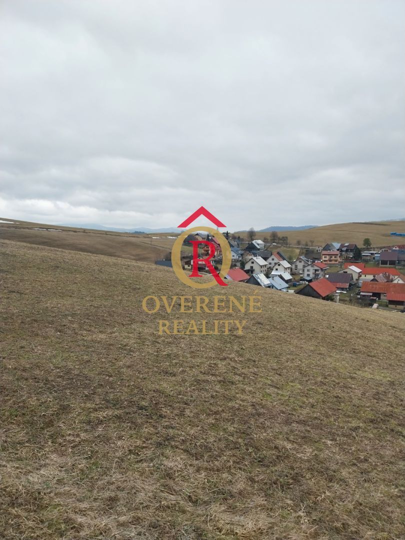 Na predaj veľký, slnečný pozemok v UPO určený na IBV, s výhľ