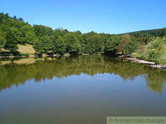 Ponúkame na predaj krásny pozemok hneď vedľa vodnej nádrže p