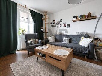 Ponúkam Vám na predaj 2 izbový ateliérový, byt o rozlohe 55 
