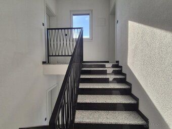 Prodej moderního dvouložnicového apartmánu o rozloze 57 m² v