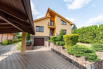 Na predaj moderný dvojpodlažný 5-izbový rodinný dom v tichej