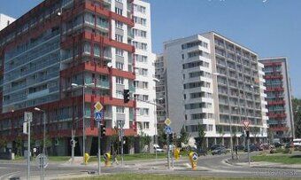 #4099
Na prenajom garážové parkovacie státie v PODZEMNÝCH GA