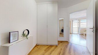 kompletne zariadený | loggia | exteriérové žalúzie | výhľad 