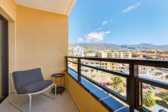 Moderní apartmán s výhledem na oceán v Playa Paraíso – Tener