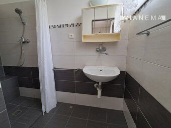 Typ: 2-izbový byt Ulica: . Mestská časť: Ilava Obec: Ilava
🏡