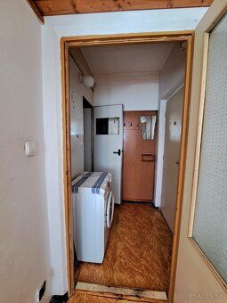 1-IZBOVÝ BYT NA PRENÁJOM V ŠIRŠOM CENTRE BANSKEJ BYSTRICE | 