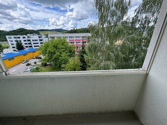 Práve dokončujeme 1-izbový byt na prenájom po kompletnej rek