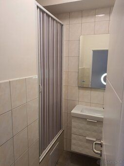 Predám 2izb. byt po kompletnej rekonštrukcii na Stavbárskej 