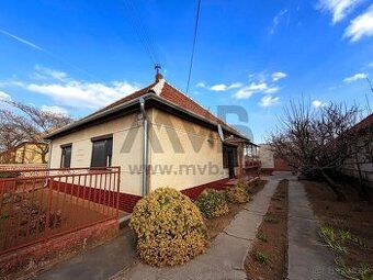 Predám rodinný dom . Nutná rekonštrukcia Viac info : 0905989