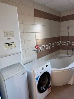 ID:458 GE-MAX Reality ponúka na predaj priestranný 2-izbový 