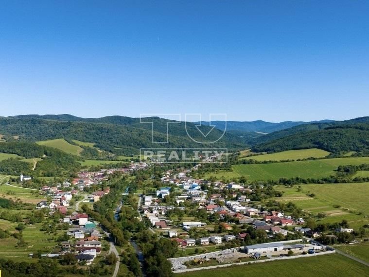 Ponúkame na predaj pozemok o výmere 2 171 m2 v obci Papín, o