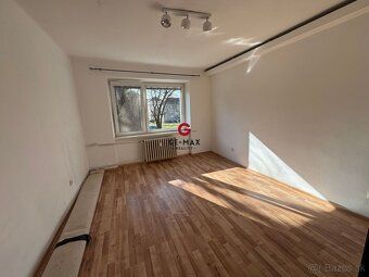 ID:428 GE-MAX Reality ponúka na predaj 2-izbový byt v Humenn